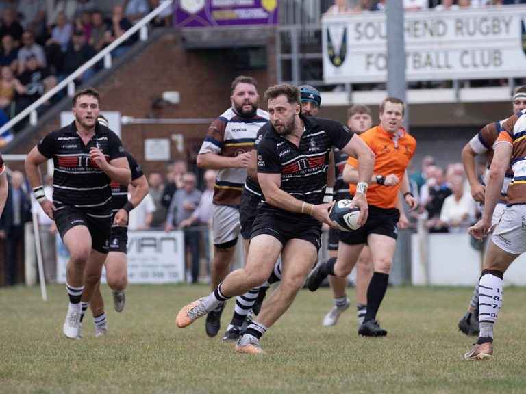 Bedford Ath in action against Southend in Regional SE1 in September 2024