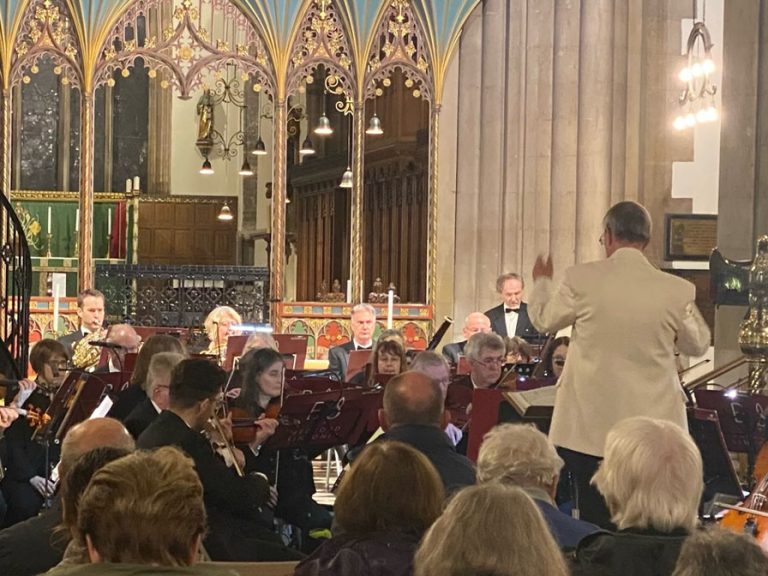 Ian Smith conducts Bedford Orchestral Society at St Pauls to launch the 2024/25 season. Image: Bedford Orchestral Society