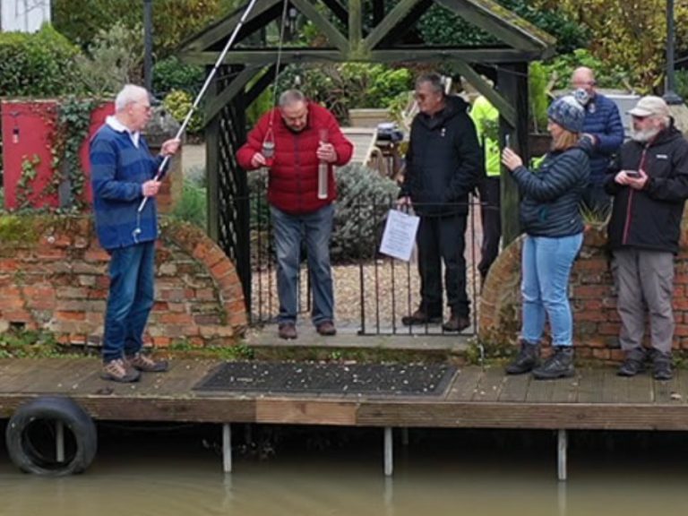 BedsGOVET volunteers collecting water samples. Image: BedsGOVET