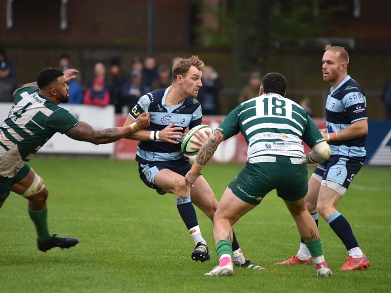 Will Maisey looks to pass in a Bedford Blues game against Ealing