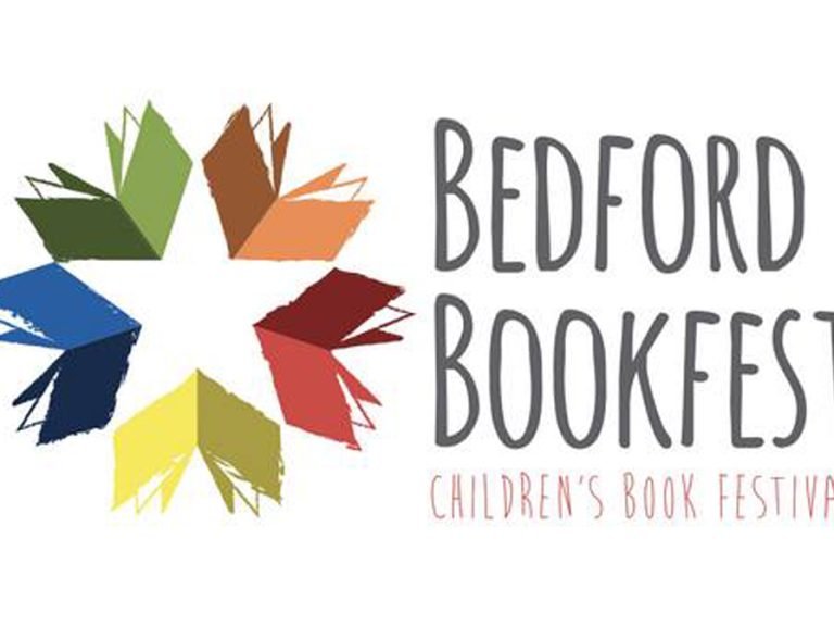 Booktastic logo
