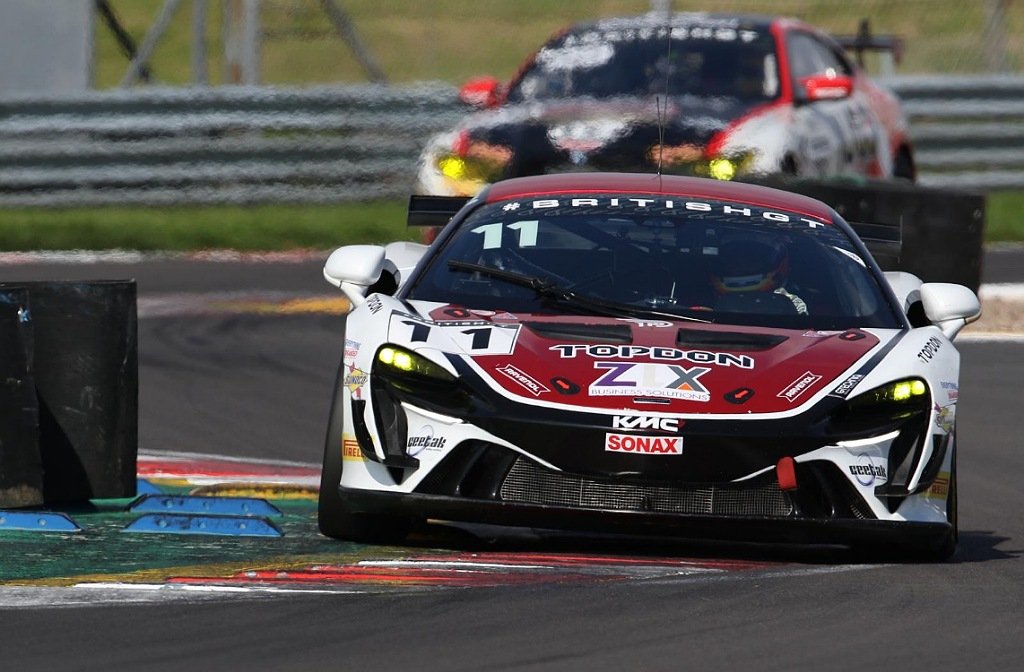 Alex Walker driving his McLaren Artura in the British GT Championship