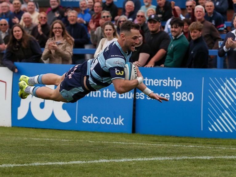 Dean Adamson scores the try that takes him to the all-time try scoring record