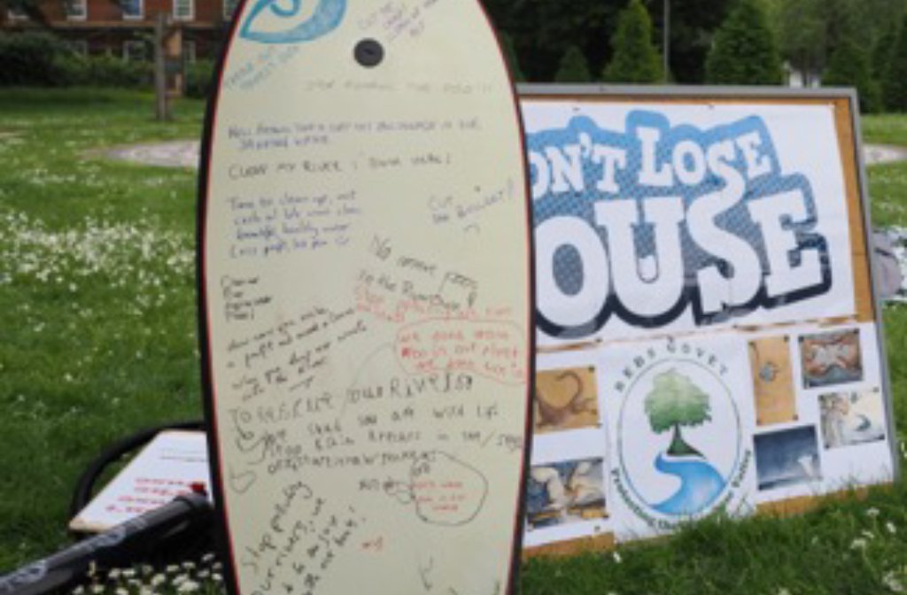 Don't Lose the Ouse board at recent Surfers Against Sewage protest. Image: BedsGOVET