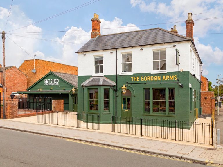 Gordon Arms, Bedford
