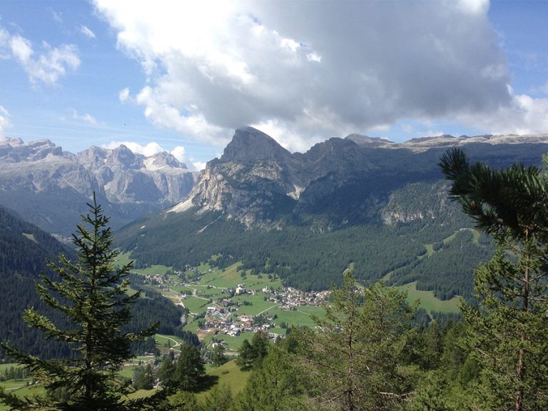 Mountains at Alto Adige, Corvara. Image: nicolacarnevale0:Pixabay