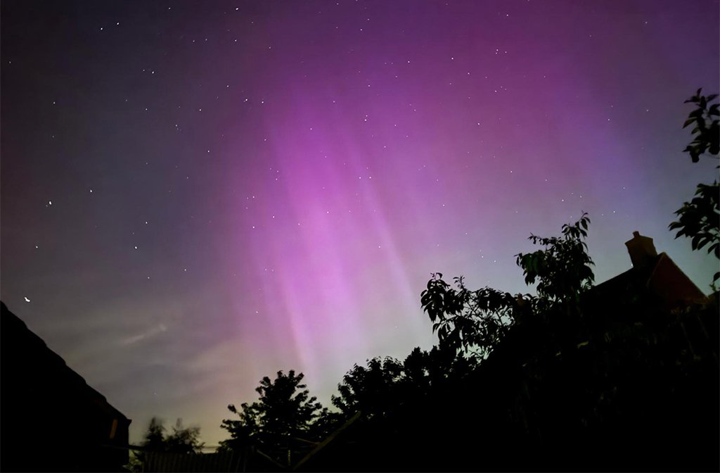 Northern Lights Woodlands Park 11 May 2024. Image: Ruby Elliott-Willey