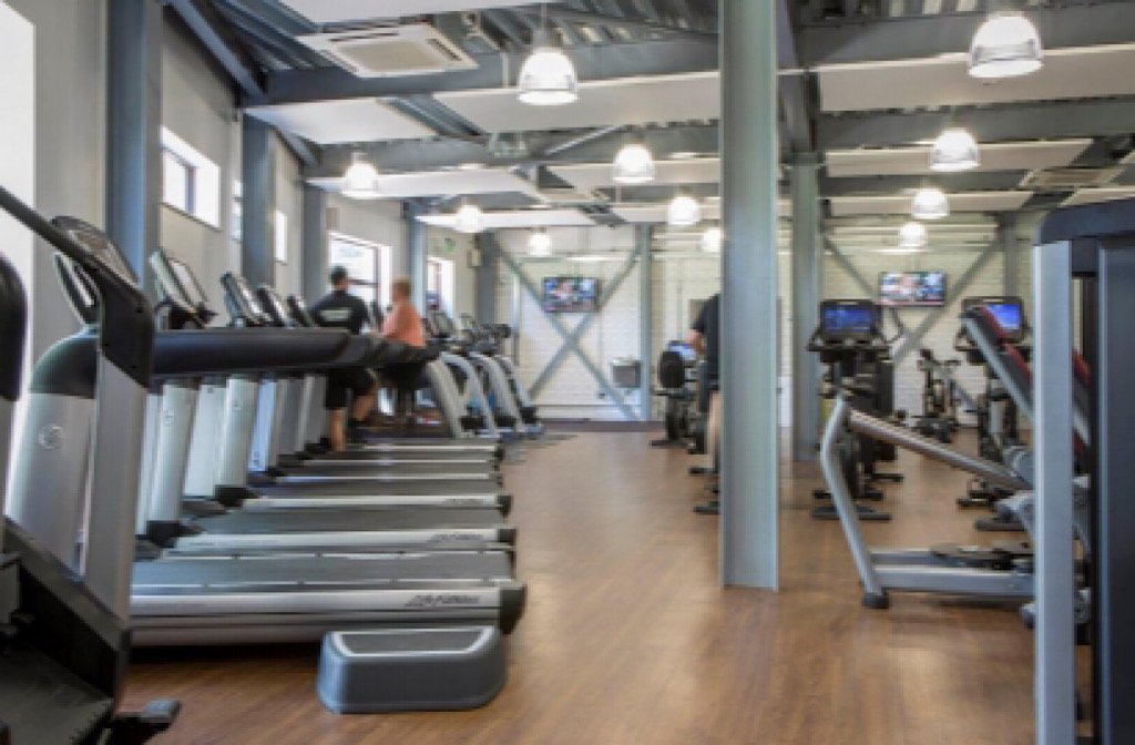 Robinson pool & gym