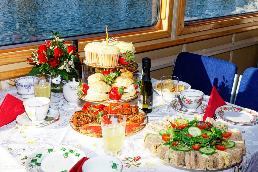 Afternoon tea on the John Bunyan Boat