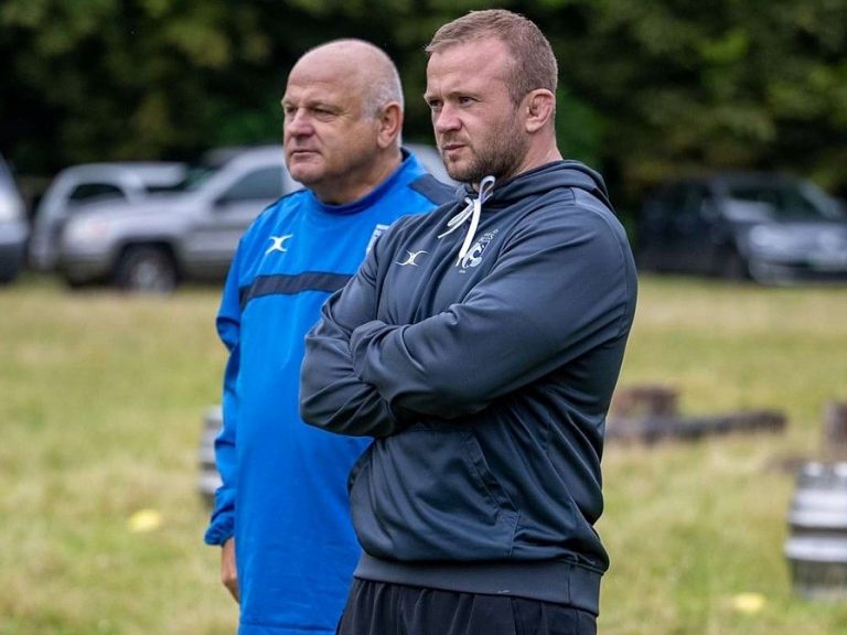 Bedford Blues forwards coach Tom Cruse, (foreground) with Mike Rayer