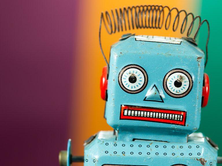 Vintage tin toy robot Image: freedomnaruk/Shutterstock