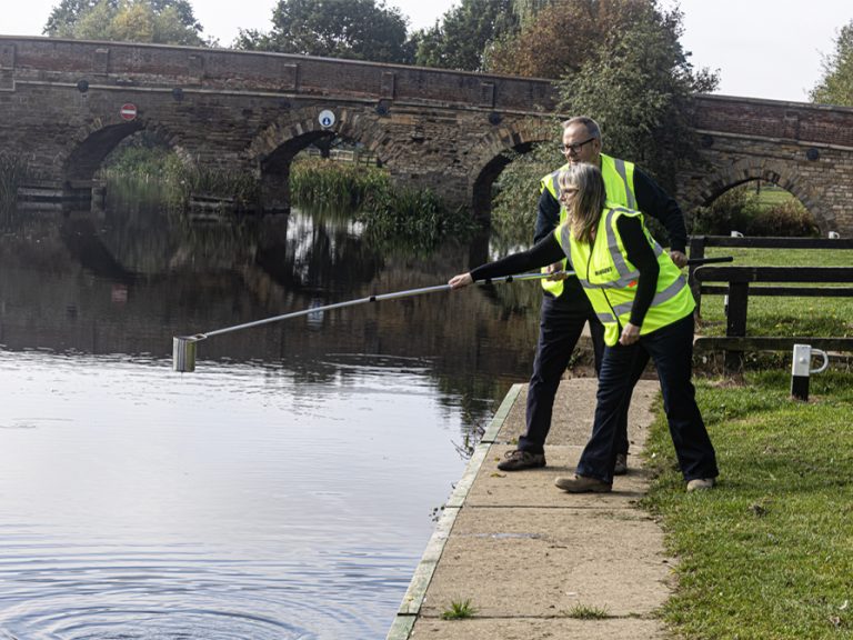 BedsGOVET volunteers testing pollution levels in the River Great Ouse