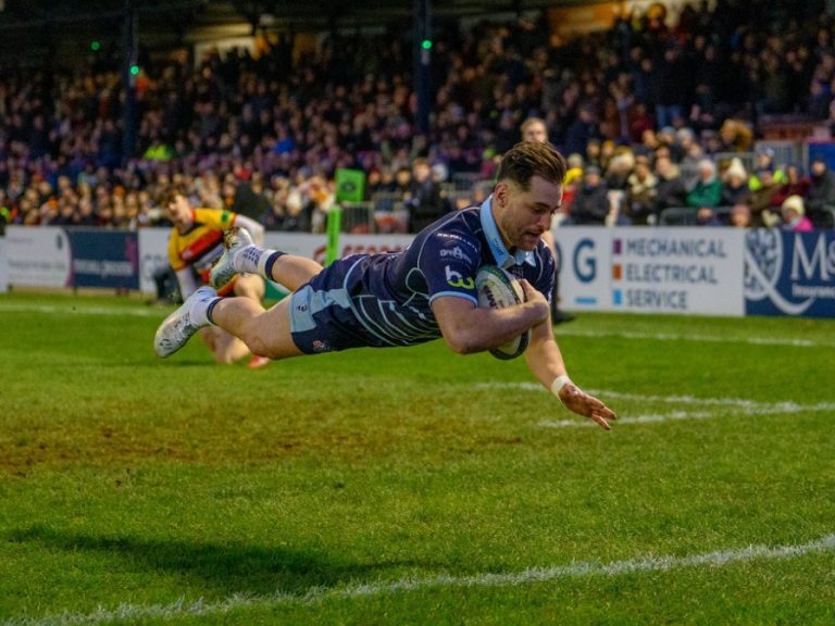 Dean Adamson finishes off a try on Boxing Day against Richmond