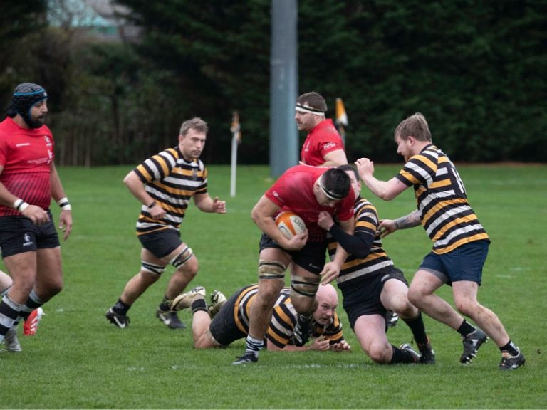 Bedford Athletic in action at Oadby in November 2025