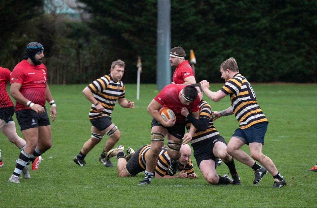 Bedford Athletic in action at Oadby in November 2025