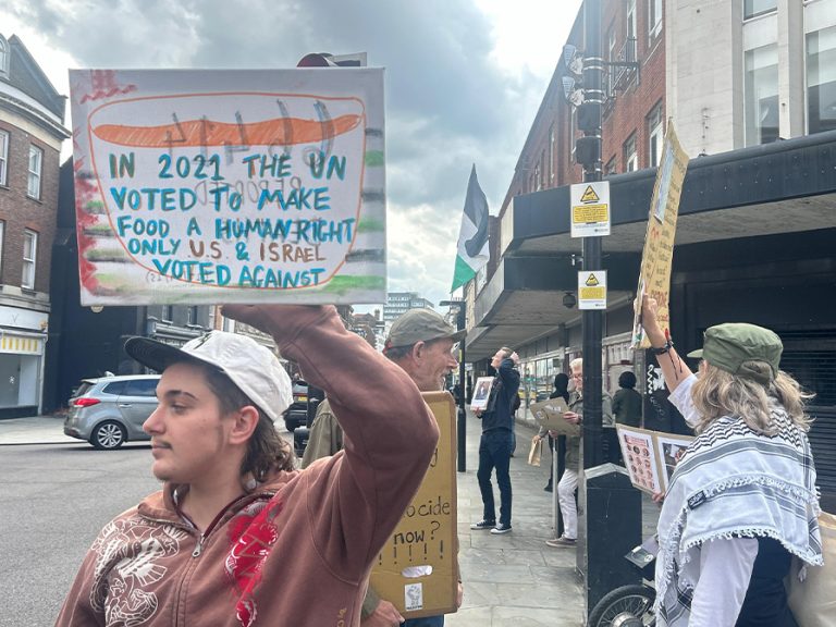 Protesters against the genocide in Gaza in Bedford town centre 27 September 2025. Image: Palestine Solidarity Campaign (PSC)