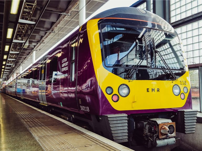 Luton Airport Express Image EMR