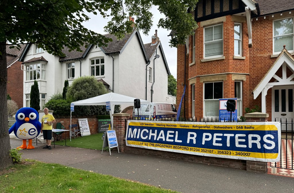 Michael R Peters at the River Festival. Image Michael R Peters