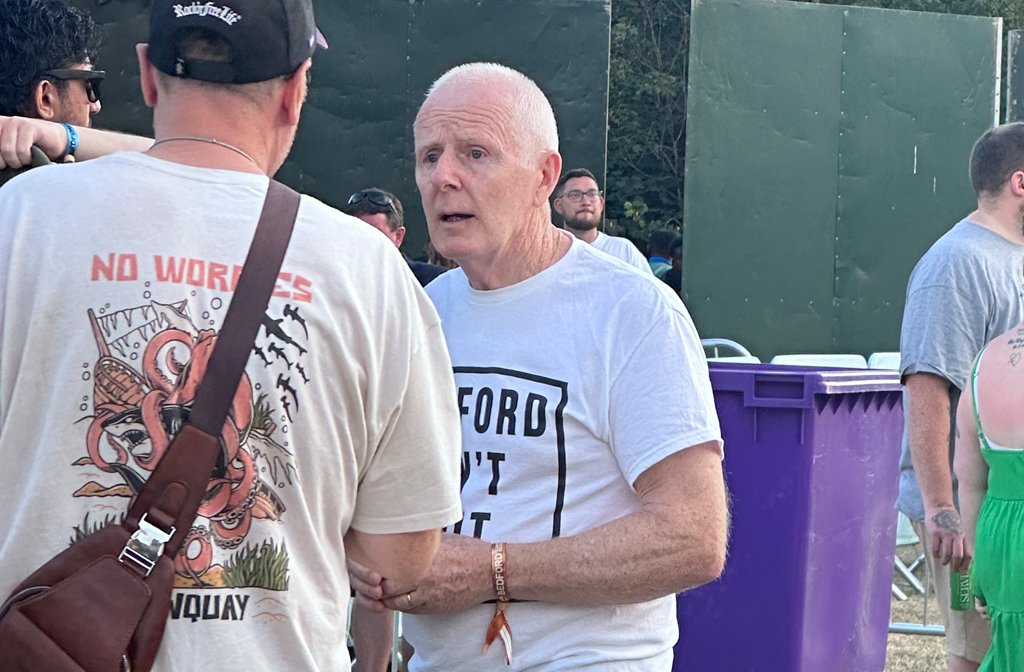 Tom Grennan's dad, Martin, sporting a Bedford Ins't Shit tshirt at Bedford Summer Sessions. Image Bedford Clanger